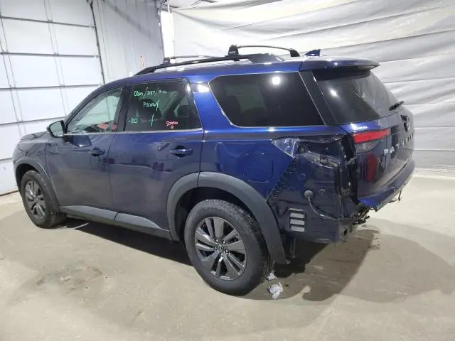 2023 NISSAN PATHFINDER SV  
