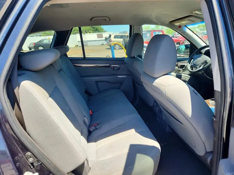 2011 HYUNDAI SANTA FE GLS  