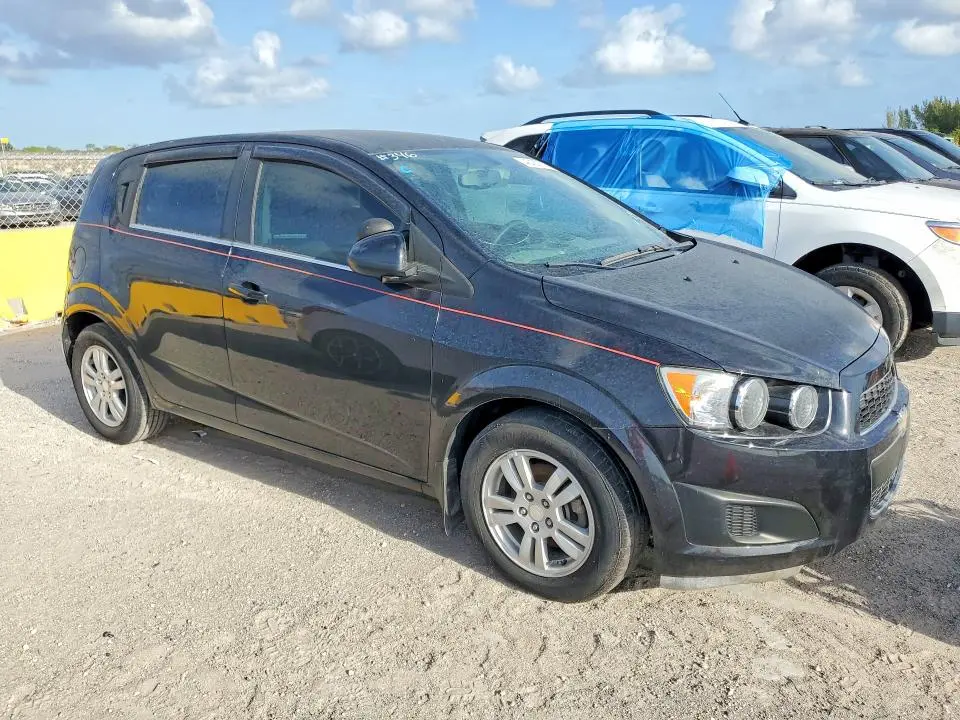 2015 CHEVROLET SONIC LT  