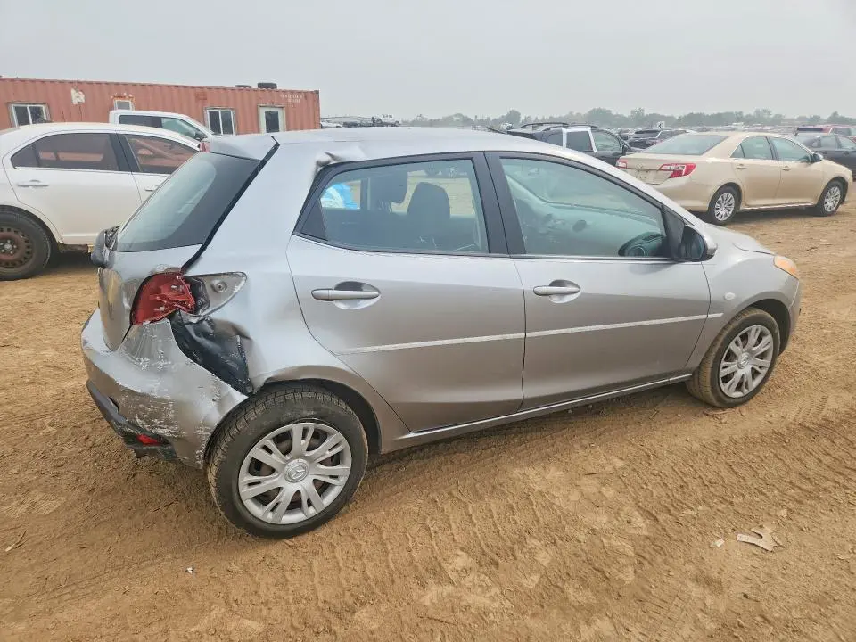 2012 MAZDA MAZDA2   