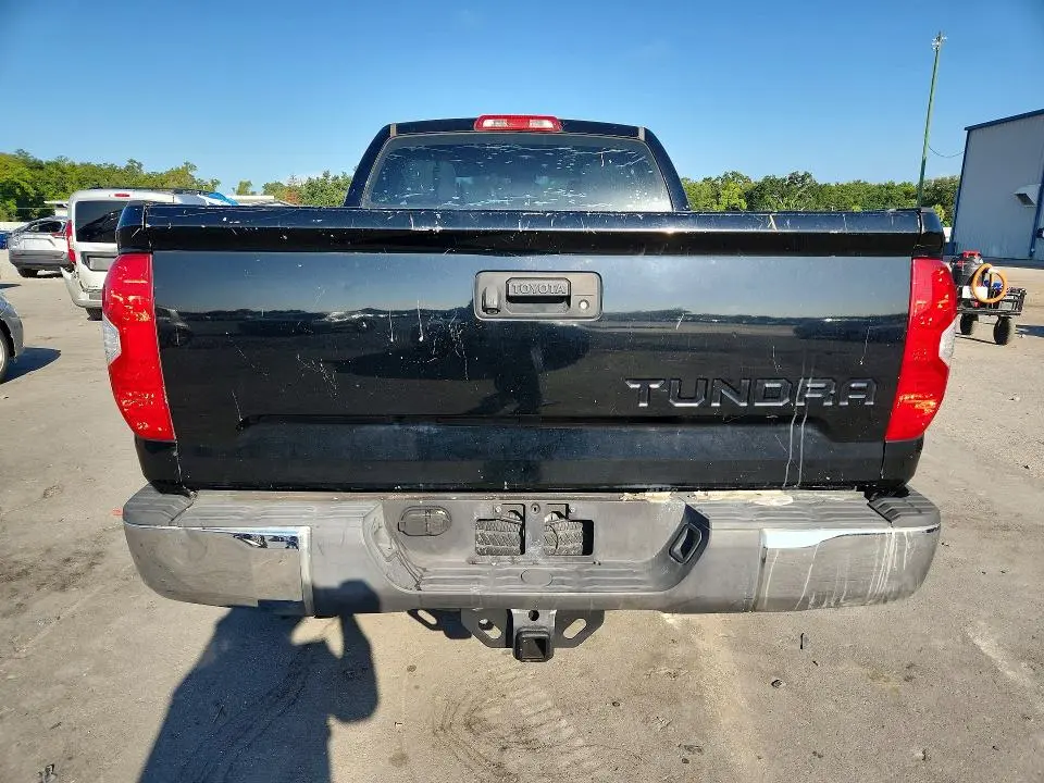 2018 TOYOTA TUNDRA SR  