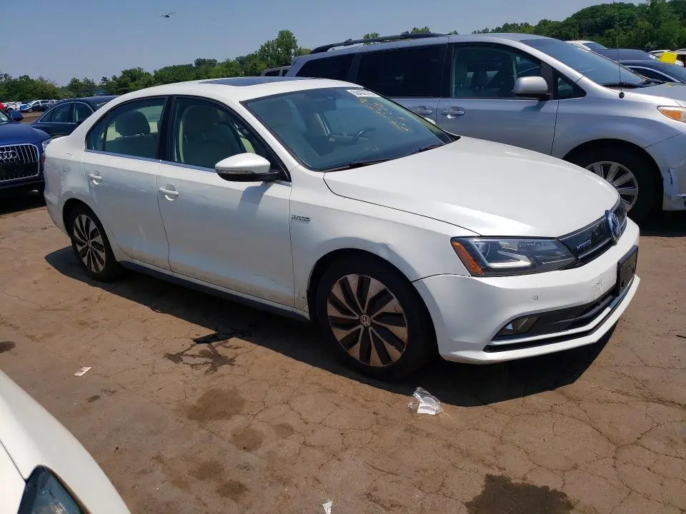 2016 VOLKSWAGEN JETTA HYBRID  