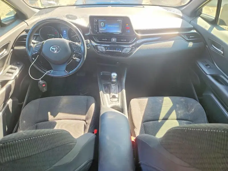 2018 TOYOTA C-HR XLE PREMIUM  
