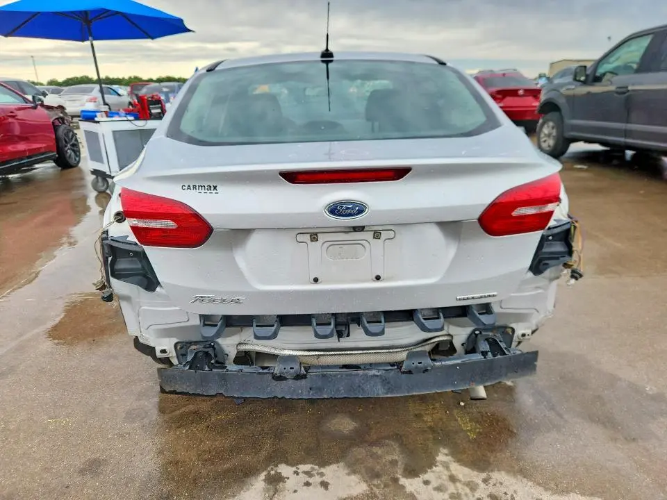 2016 FORD FOCUS S  