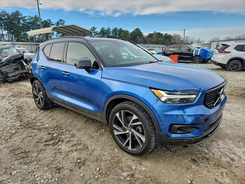 2019 VOLVO XC40 T5 R-DESIGN  