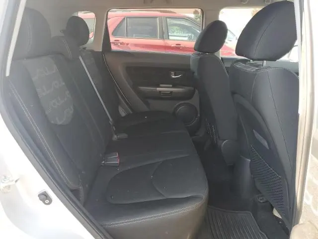 2013 KIA SOUL +  