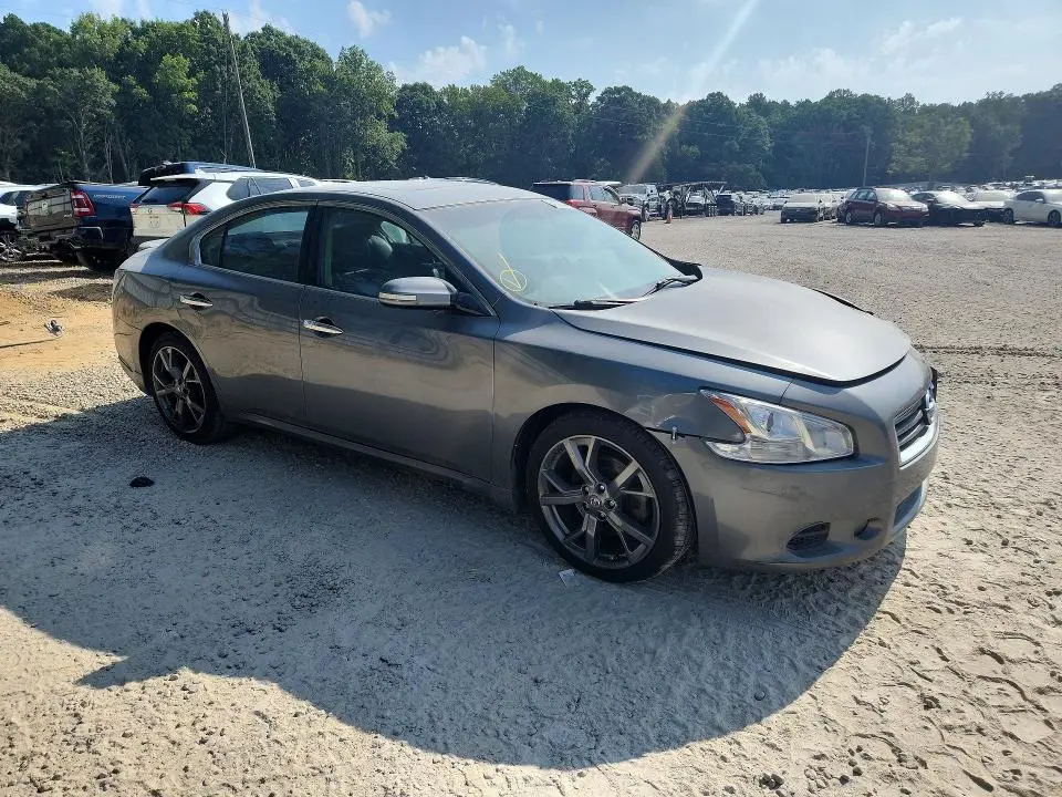 2014 NISSAN MAXIMA 3.5 SV  