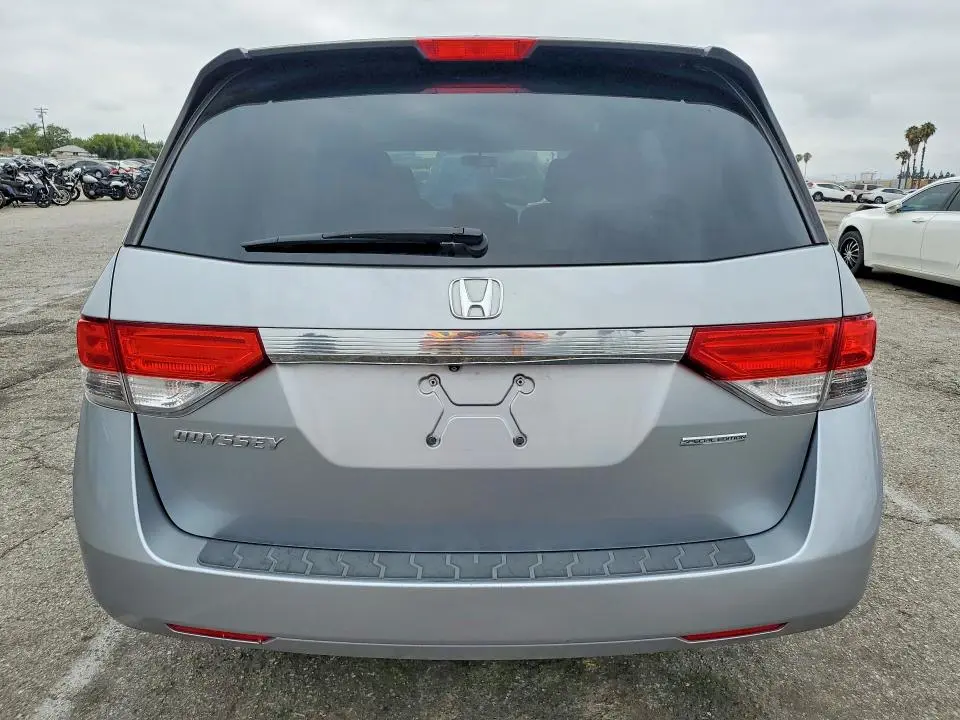 2016 HONDA ODYSSEY SE  