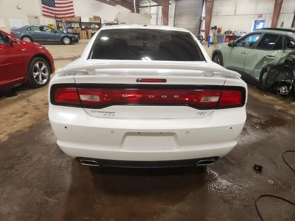 2013 DODGE CHARGER R  