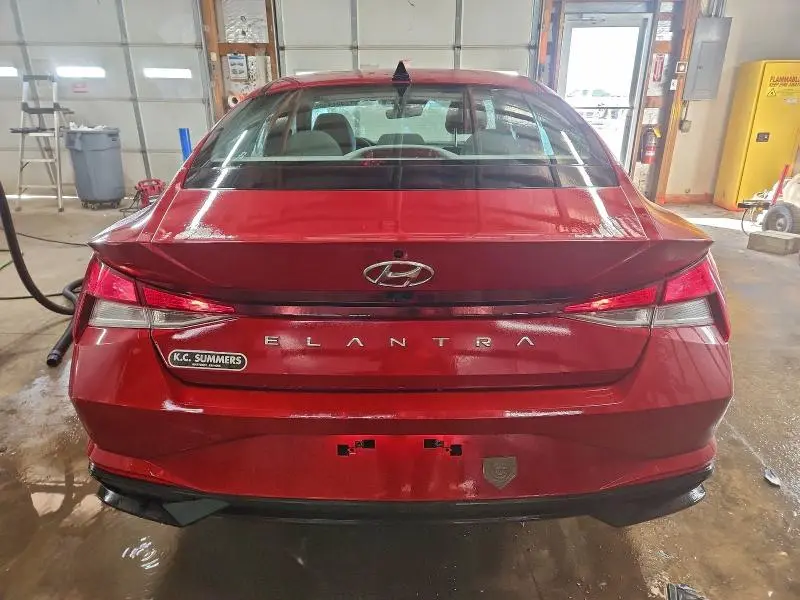 2021 HYUNDAI ELANTRA SEL  