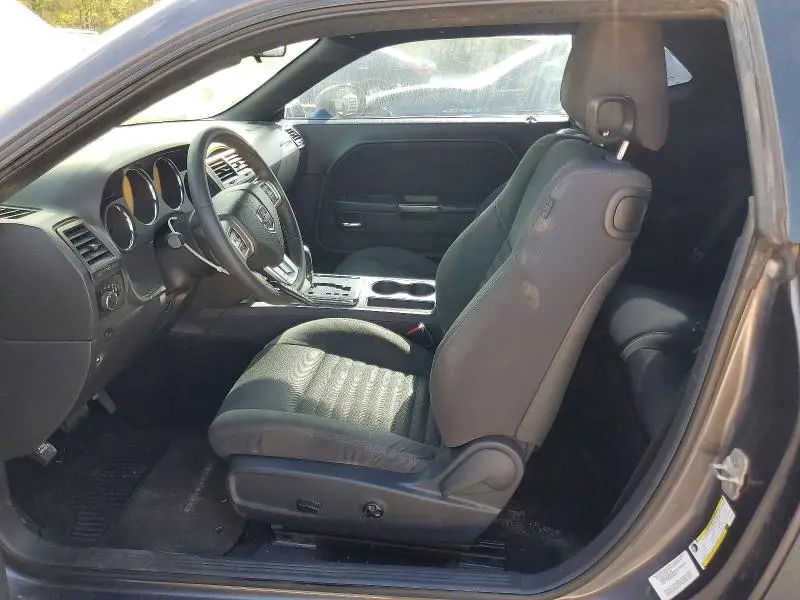 2013 DODGE CHALLENGER SXT  