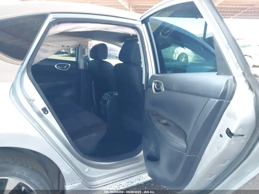 2016 NISSAN SENTRA SR