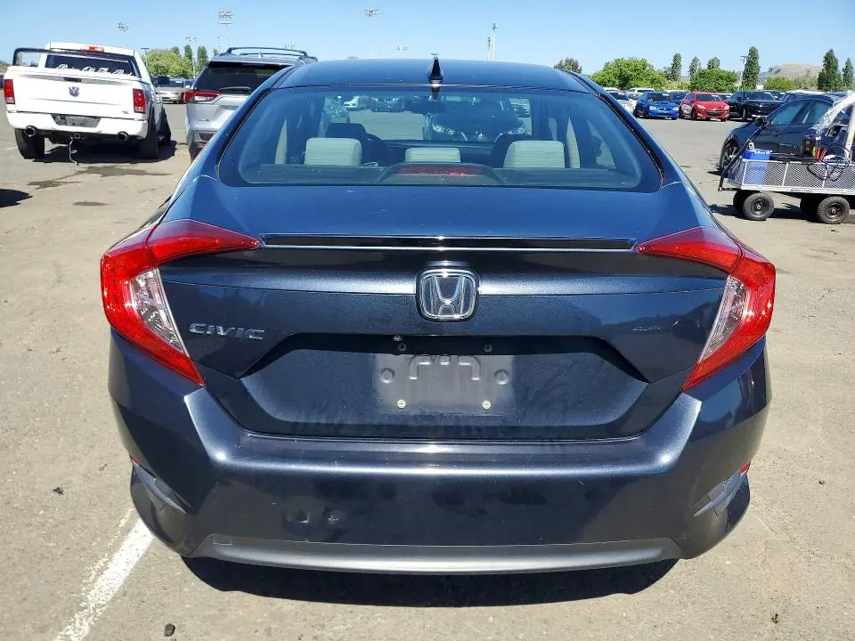 2018 HONDA CIVIC EX  