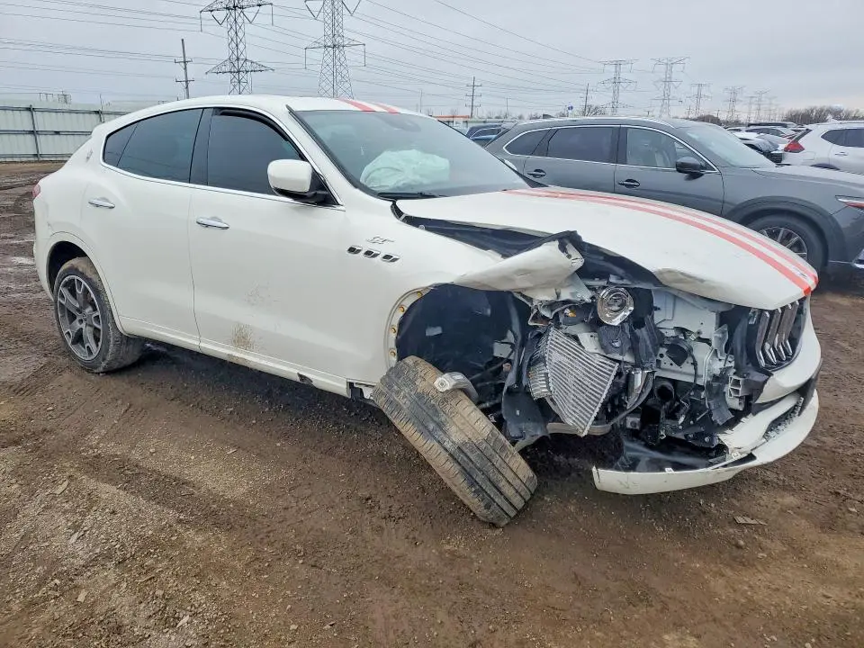 2023 MASERATI LEVANTE GT  