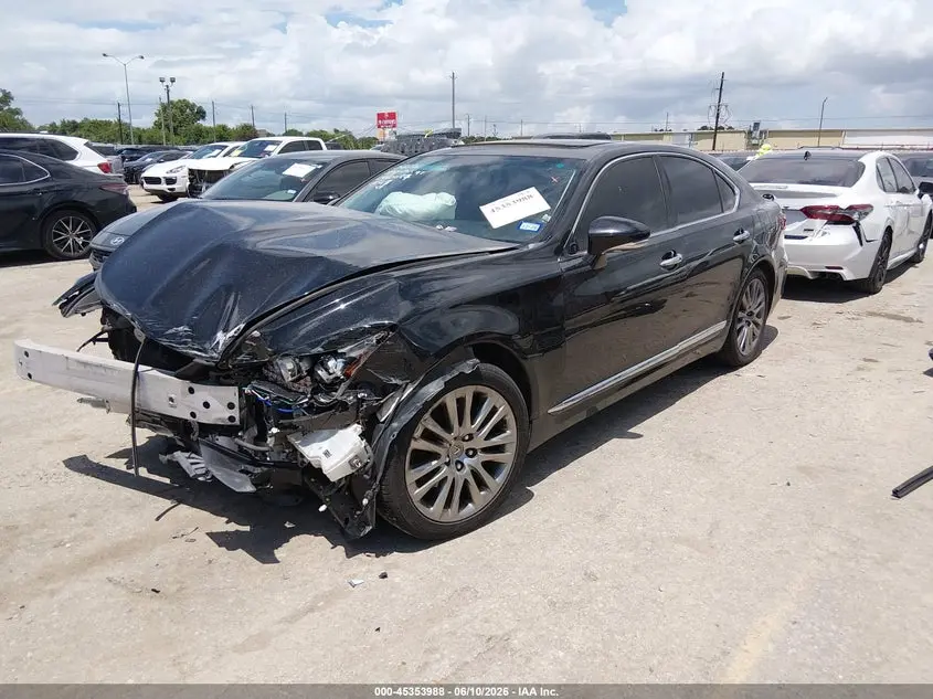 2013 LEXUS LS 460  
