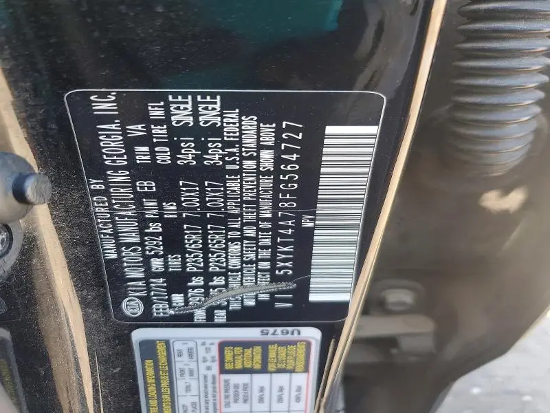 2015 KIA SORENTO LX  