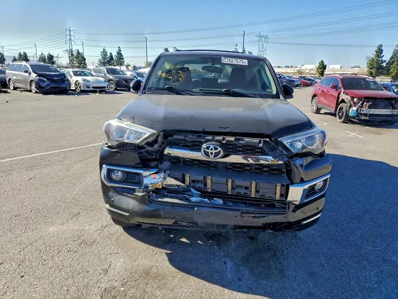 2018 TOYOTA 4RUNNER SR5/SR5 PREMIUM  