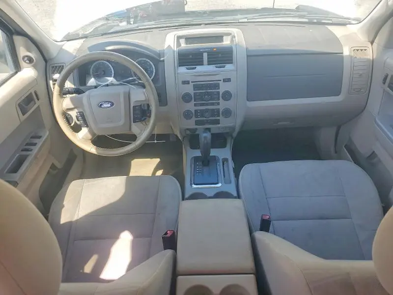 2011 FORD ESCAPE XLT  