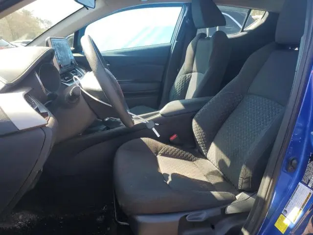 2020 TOYOTA C-HR XLE  