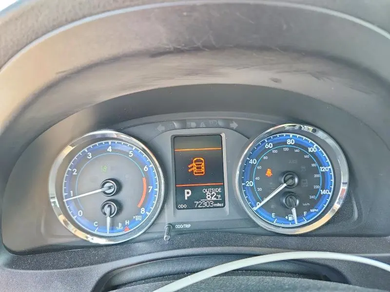 2018 TOYOTA COROLLA LE  