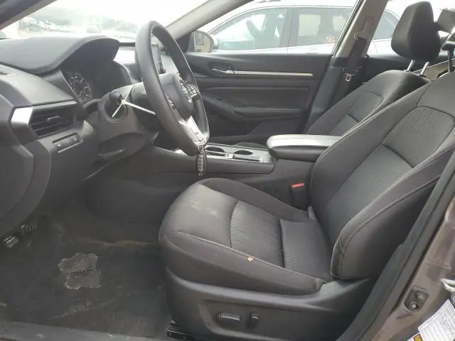 2022 NISSAN ALTIMA SV  