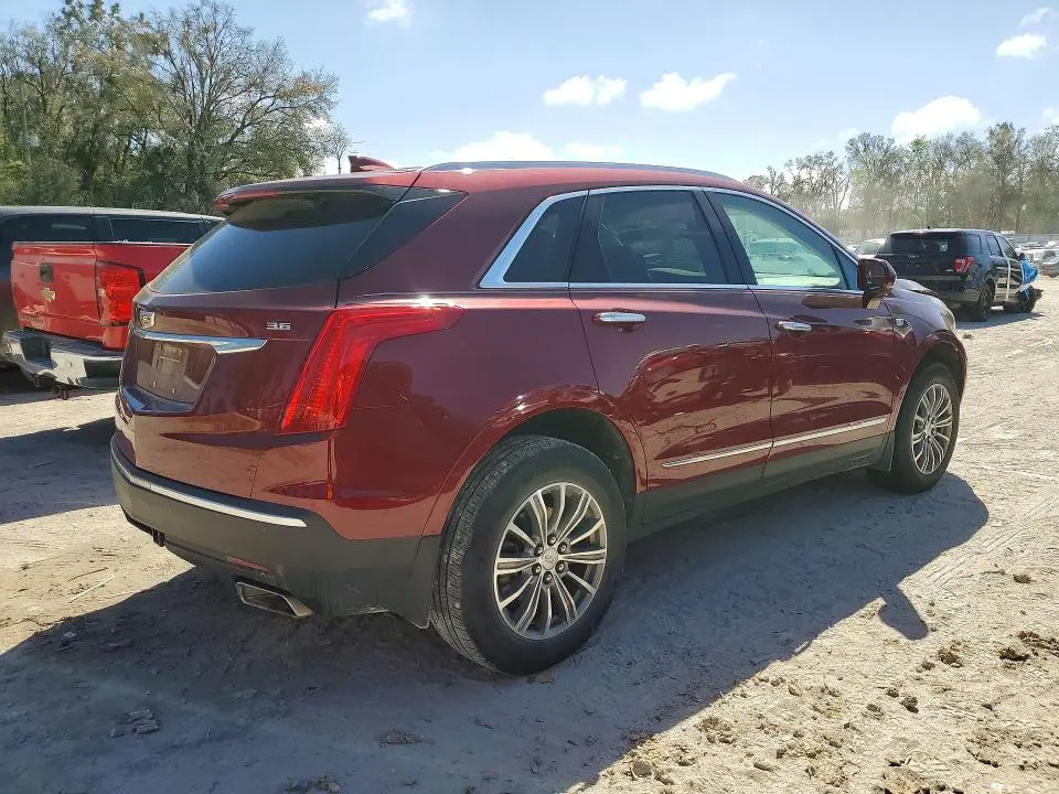 2017 CADILLAC XT5 LUXURY  