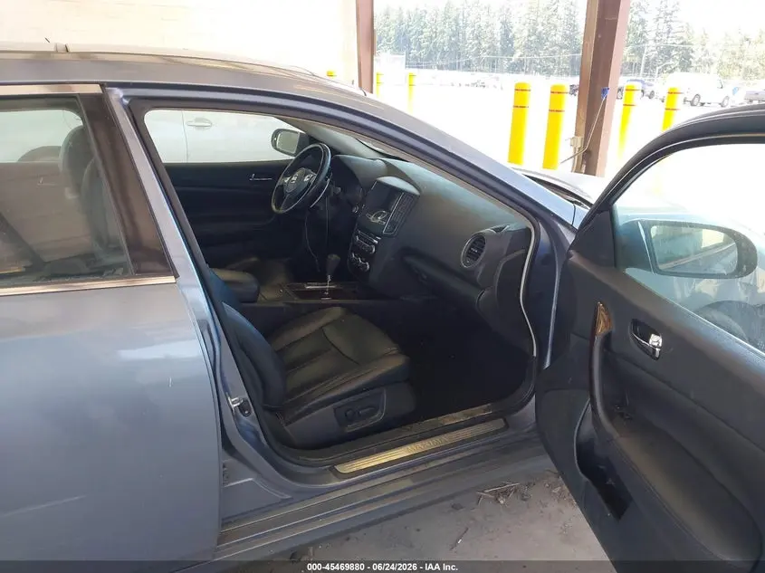 2011 NISSAN MAXIMA 3.5 SV