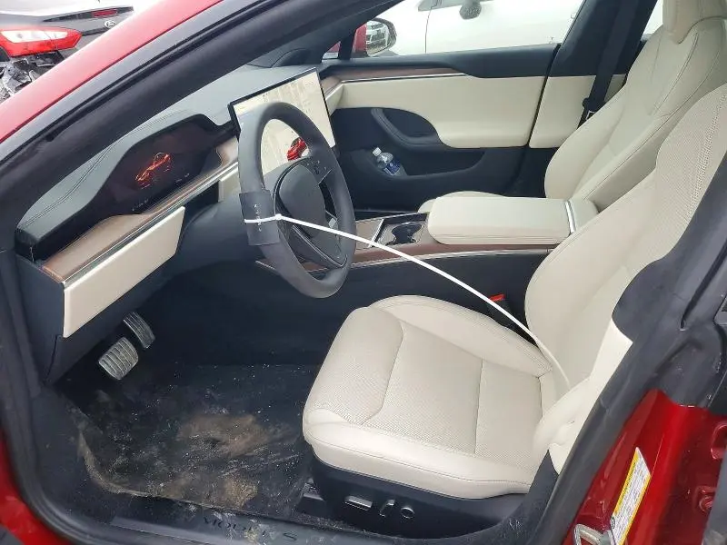 2024 TESLA MODEL S   