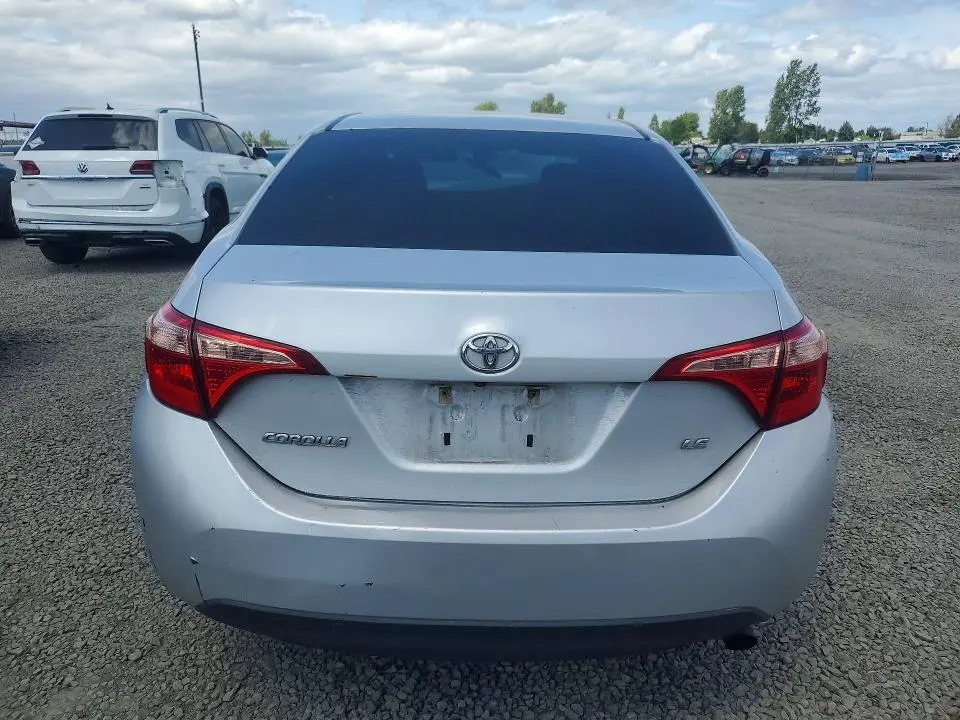 2017 TOYOTA COROLLA LE  