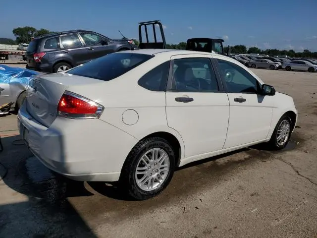2010 FORD FOCUS SE  