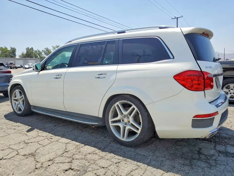 2015 MERCEDES-BENZ GL 550 4MATIC  