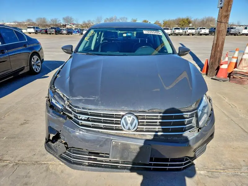 2016 VOLKSWAGEN PASSAT S  