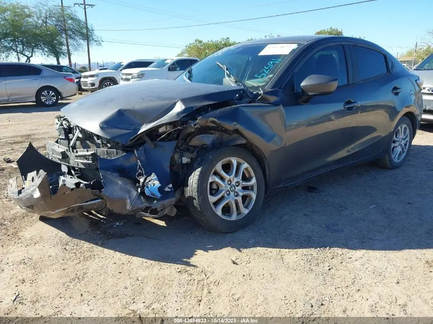 2017 TOYOTA YARIS IA  