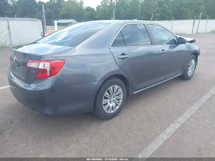 2014 TOYOTA CAMRY LE