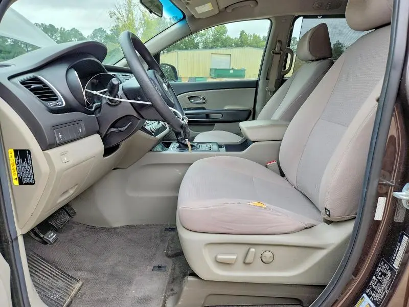 2016 KIA SEDONA LX  