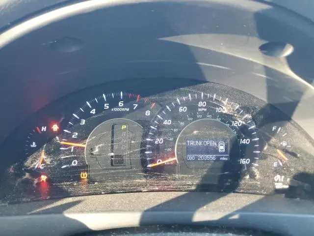 2010 TOYOTA CAMRY SE  