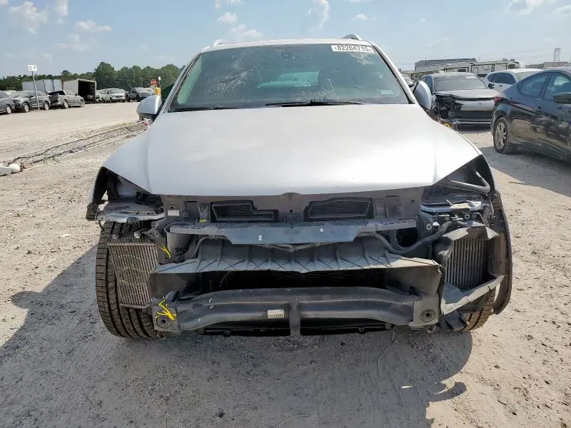 2013 VOLKSWAGEN TOUAREG V6 TDI  