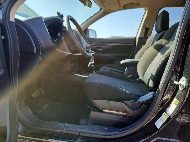 2019 MITSUBISHI OUTLANDER ES  