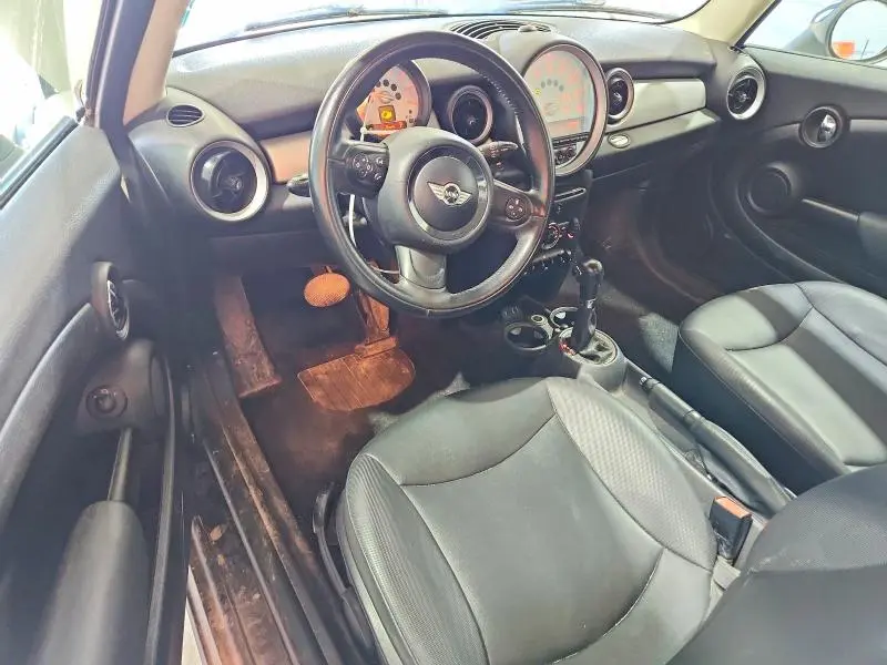 2013 MINI COOPER   