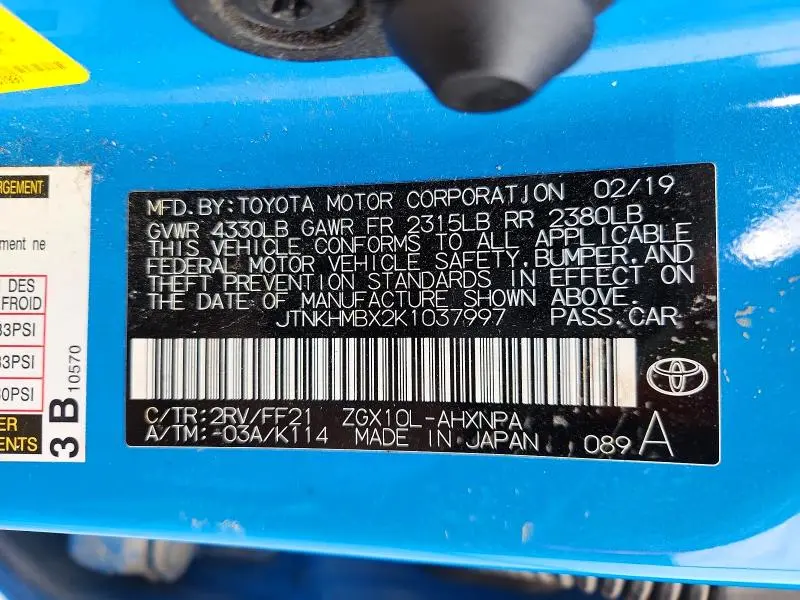 2019 TOYOTA C-HR XLE  