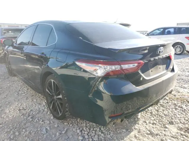 2018 TOYOTA CAMRY XSE