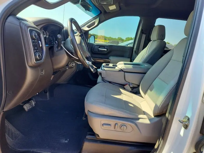 2021 CHEVROLET SILVERADO K1500 LT  