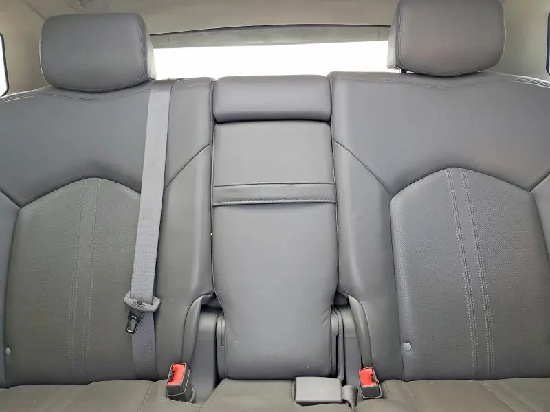 2011 CADILLAC SRX LUXURY COLLECTION  