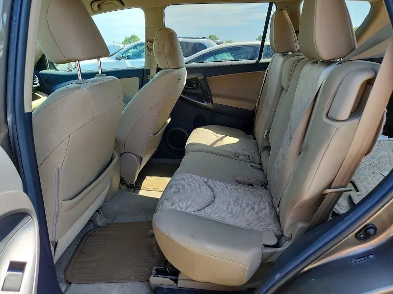 2012 TOYOTA RAV4 BASE  