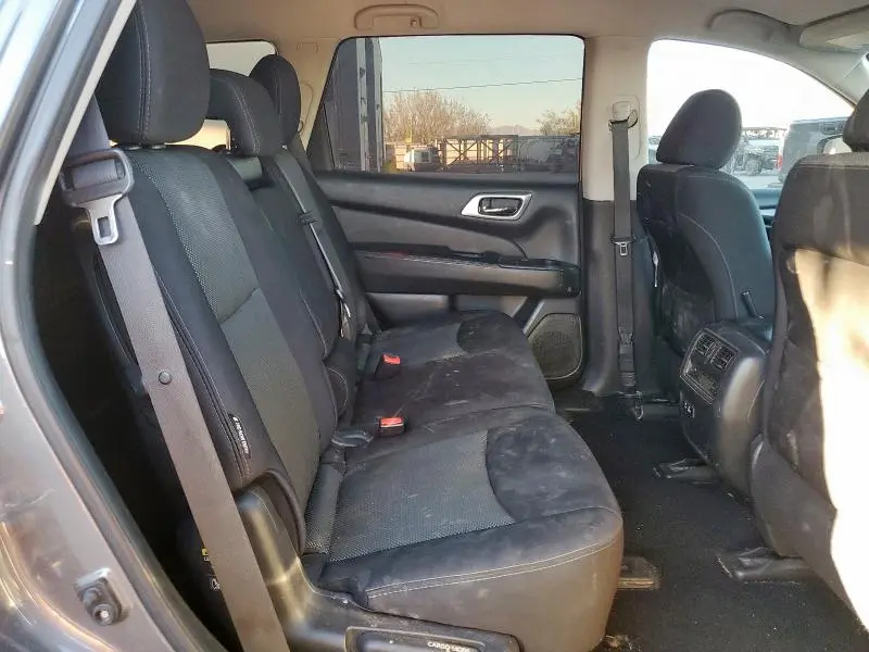 2020 NISSAN PATHFINDER S  
