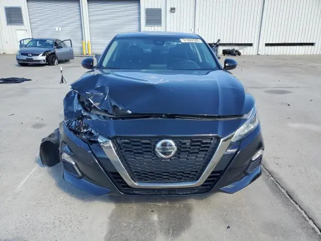 2022 NISSAN ALTIMA SR  