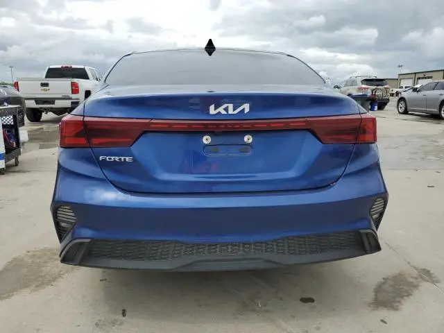 2022 KIA FORTE FE  