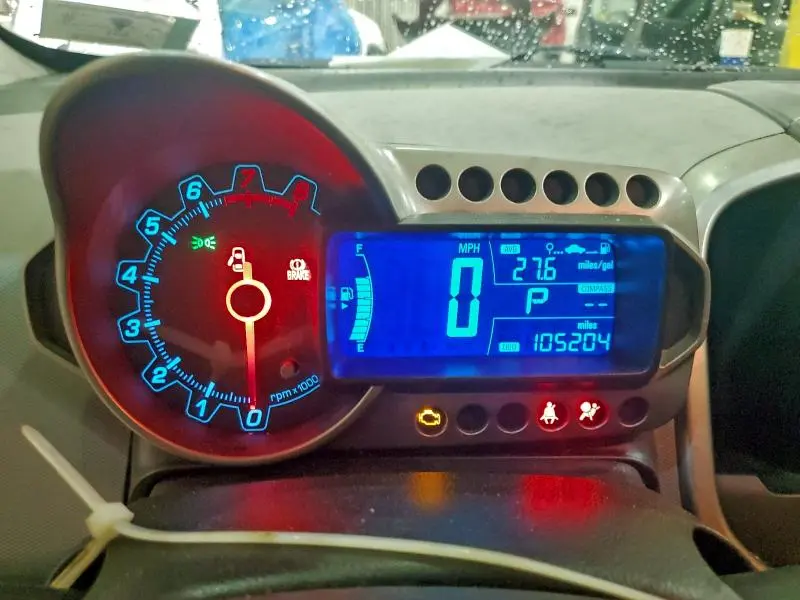 2015 CHEVROLET SONIC LT  