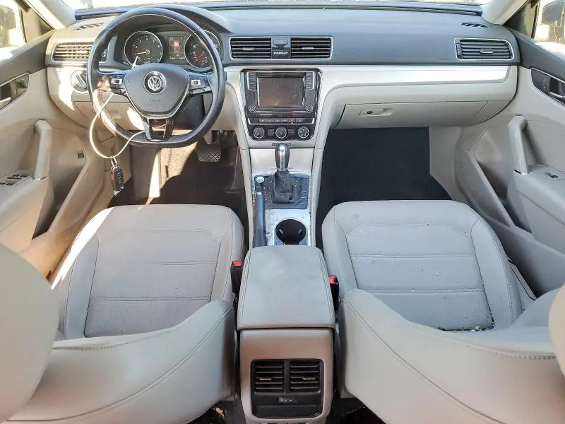 2019 VOLKSWAGEN PASSAT WOLFSBURG  