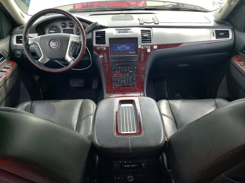 2013 CADILLAC ESCALADE   